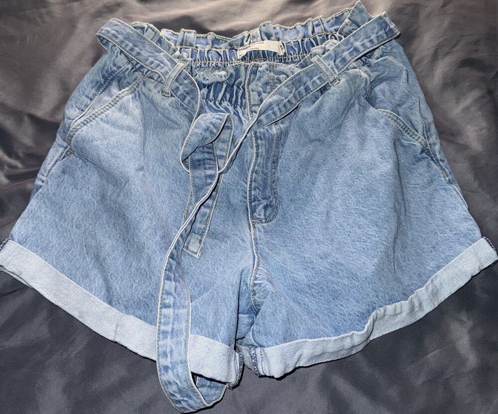 Garage Denim Paperbag High Rise Light Wash Belted Denim Shorts Pockets 09
